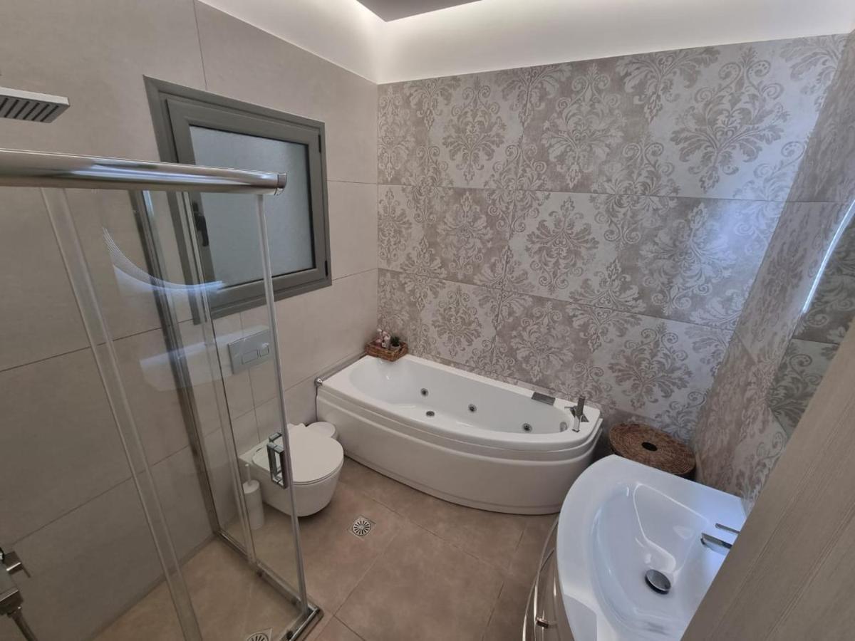 Agora Luxury Apartment 1 路特奇 外观 照片